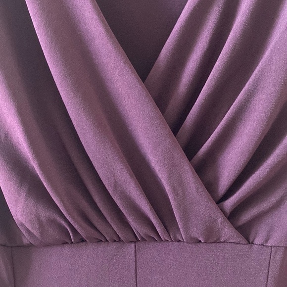 Forever V-Neck Drape Sleeveless Midi Dress - Picture 4 of 6